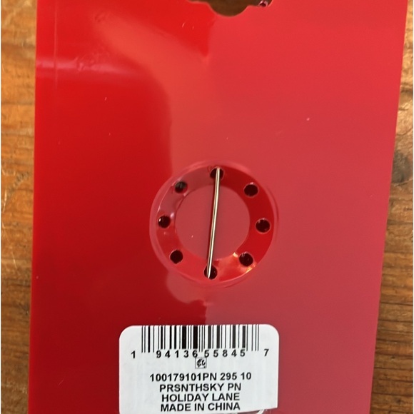 HOLIDAY PUPPY PIN *NEW! *GLASS *EPOXY *JEWELED *MACY’S *NICKEL-FREE *XMAS *CUTE - Picture 4 of 9